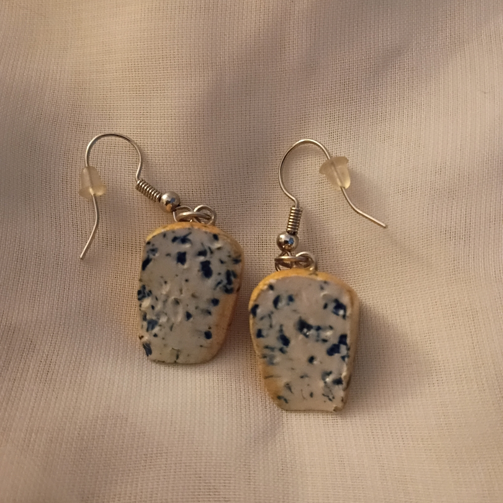 Elegant Gold and Blue Speckled Earrings